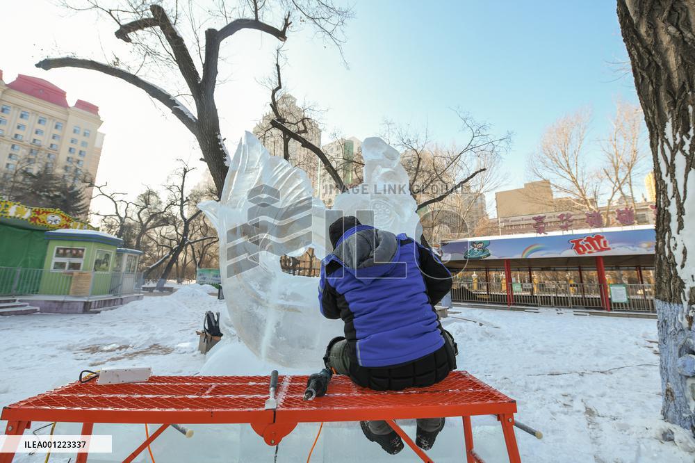 CHINA-HARBIN-ICE SCULPTURE COMPETITION (CN)
