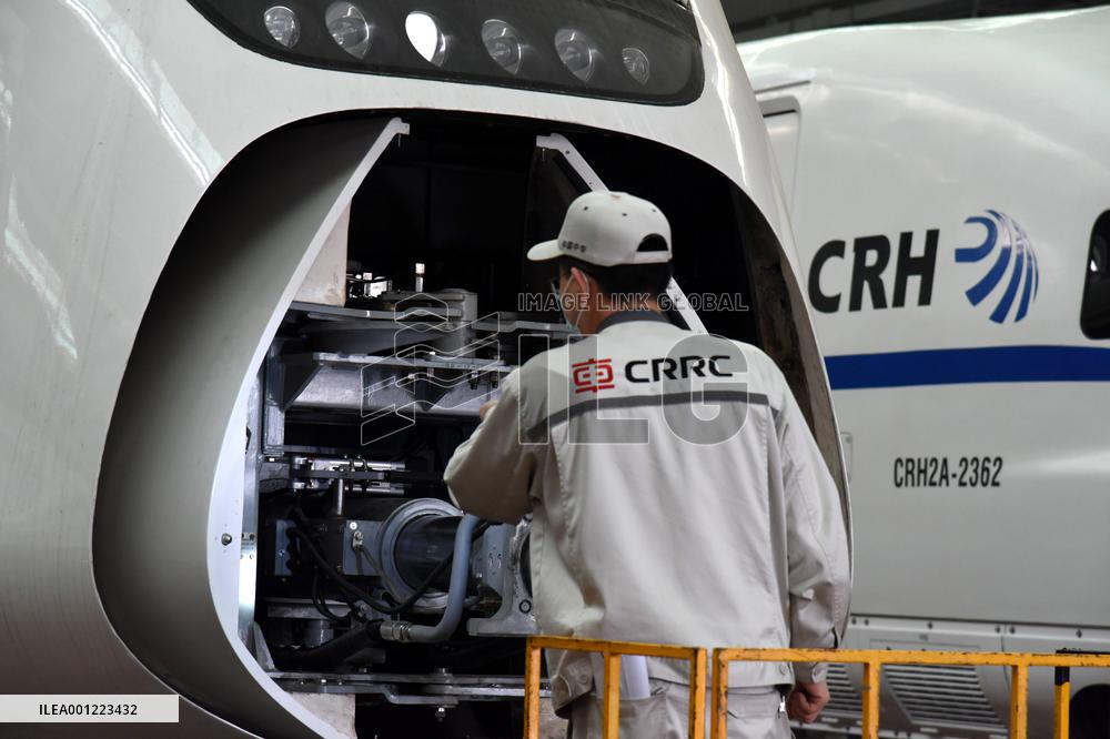 CHINA-SHANDONG-QINGDAO-TRAIN-SPRING FESTIVAL-PREPARATION (CN)