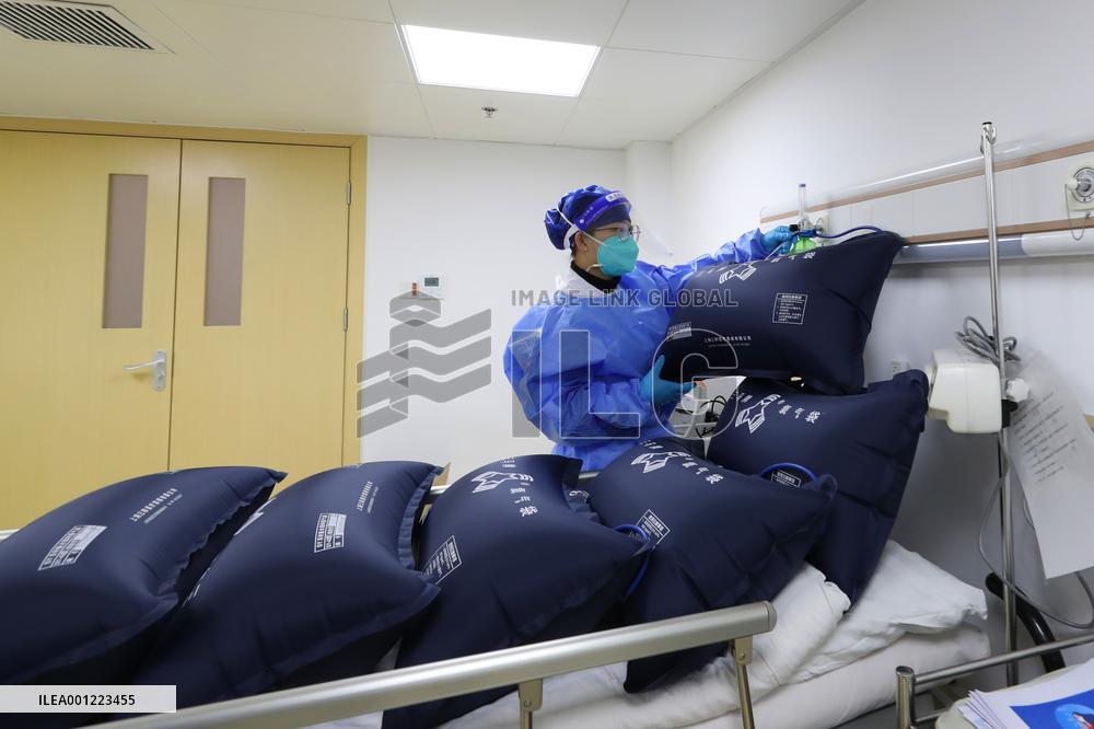 CHINA-SHANGHAI-COVID-19-COMMUNITY-TREATMENT (CN)