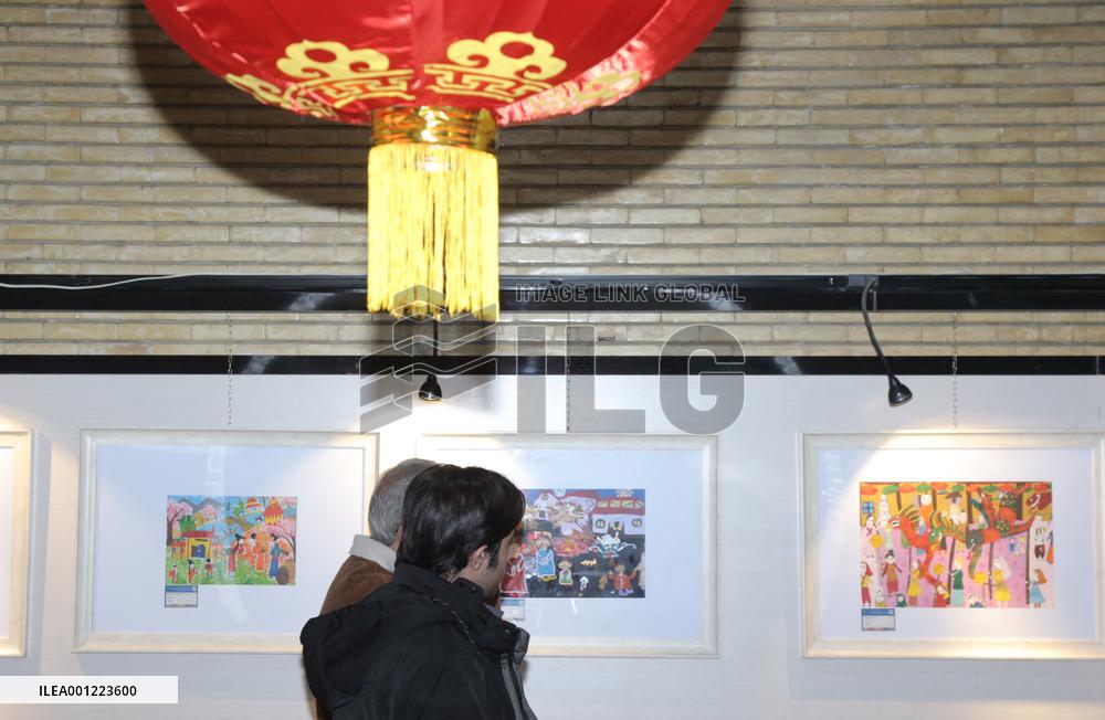 IRAN-TEHRAN-CHINA-YOUNGSTER-PAINTING-EXHIBITION