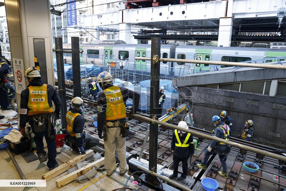 2-day service suspension on Tokyo's busy Yamanote loop line