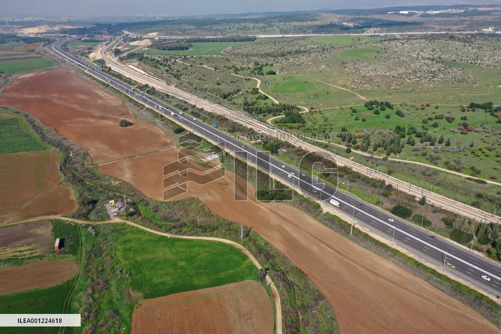 ISRAEL-LOD-HIGHWAY-AERIAL VIEW