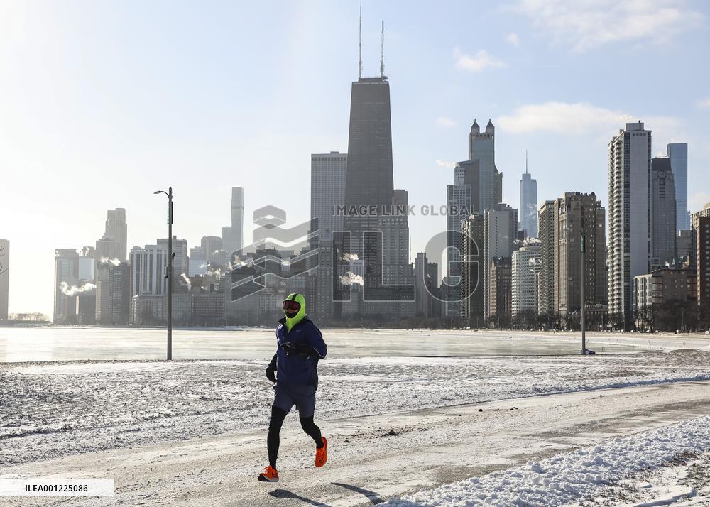 U.S.-CHICAGO-WINTER STORM
