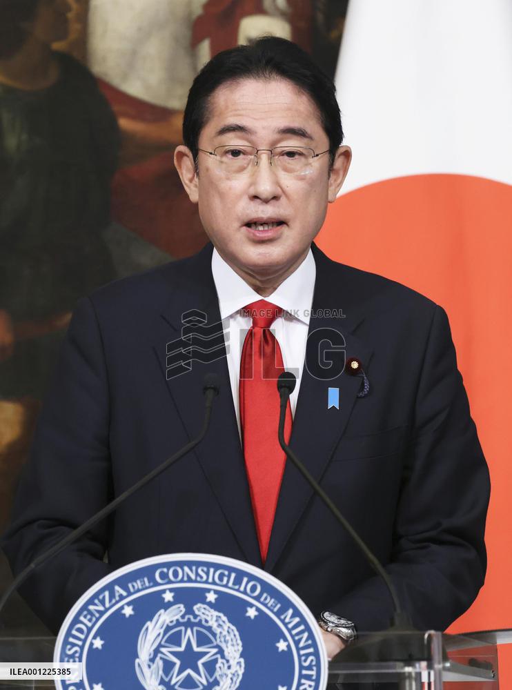Japan-Italy summit in Rome
