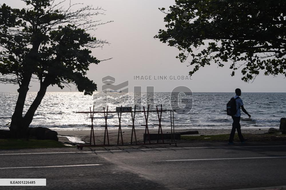 GABON-LIBREVILLE-DAILY LIFE