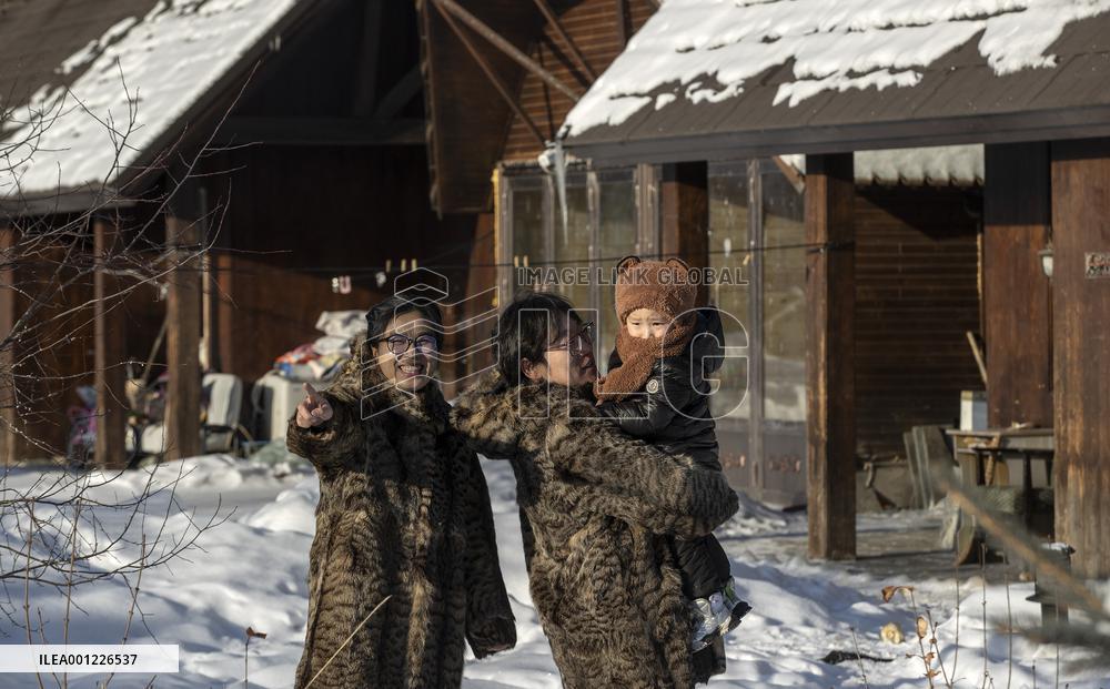 CHINA-INNER MONGOLIA-EWENKI ETHNIC GROUP-REINDEER HERDER-LIFE (CN)