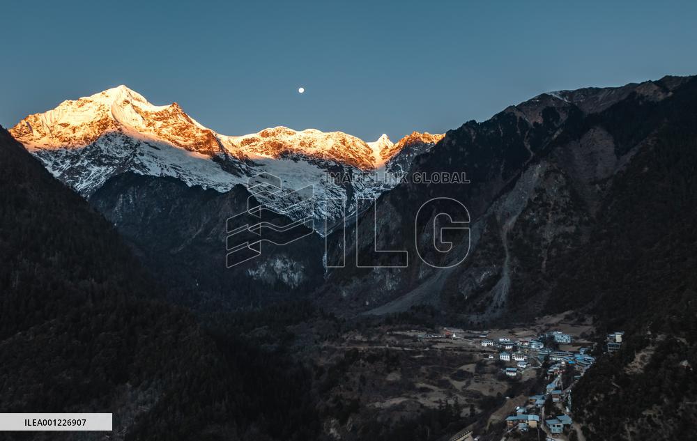 CHINA-YUNNAN-DEQEN-POWER SUPPLY (CN)