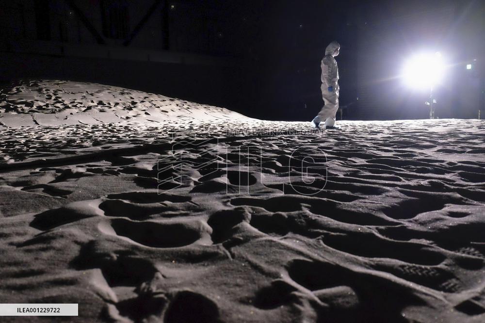 Japan astronaut applicants take final exam on mock lunar surface