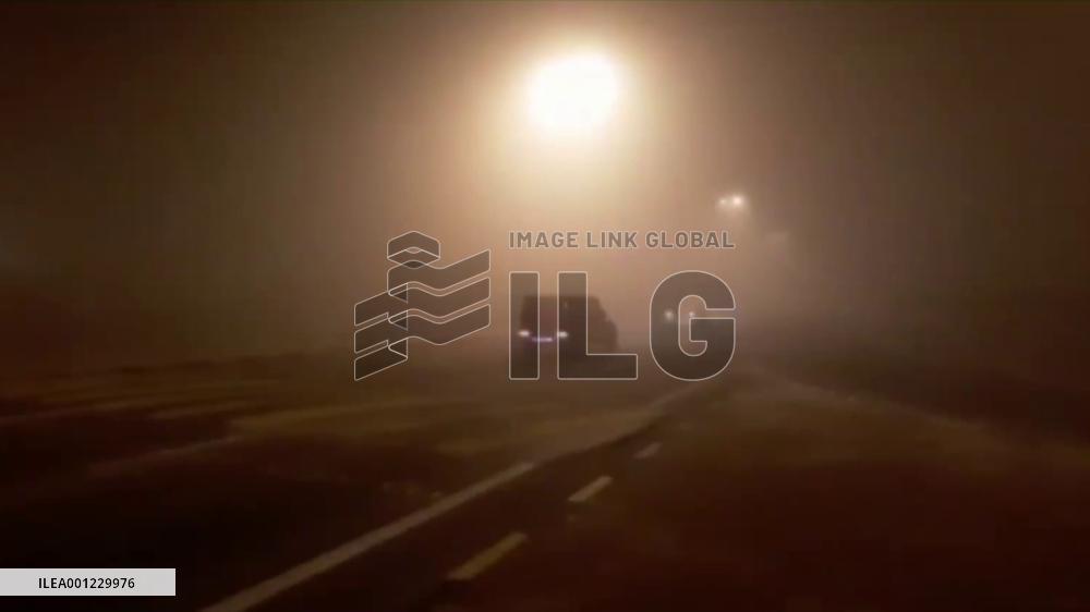 Kuwait encounters rare heavy fog