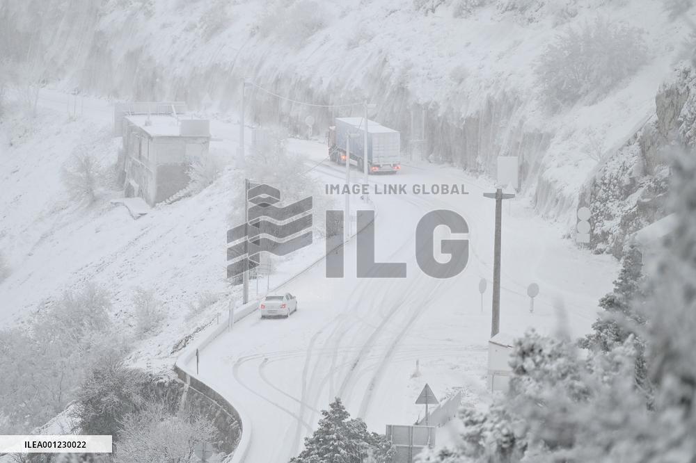 CROATIA-WEATHER-SNOW