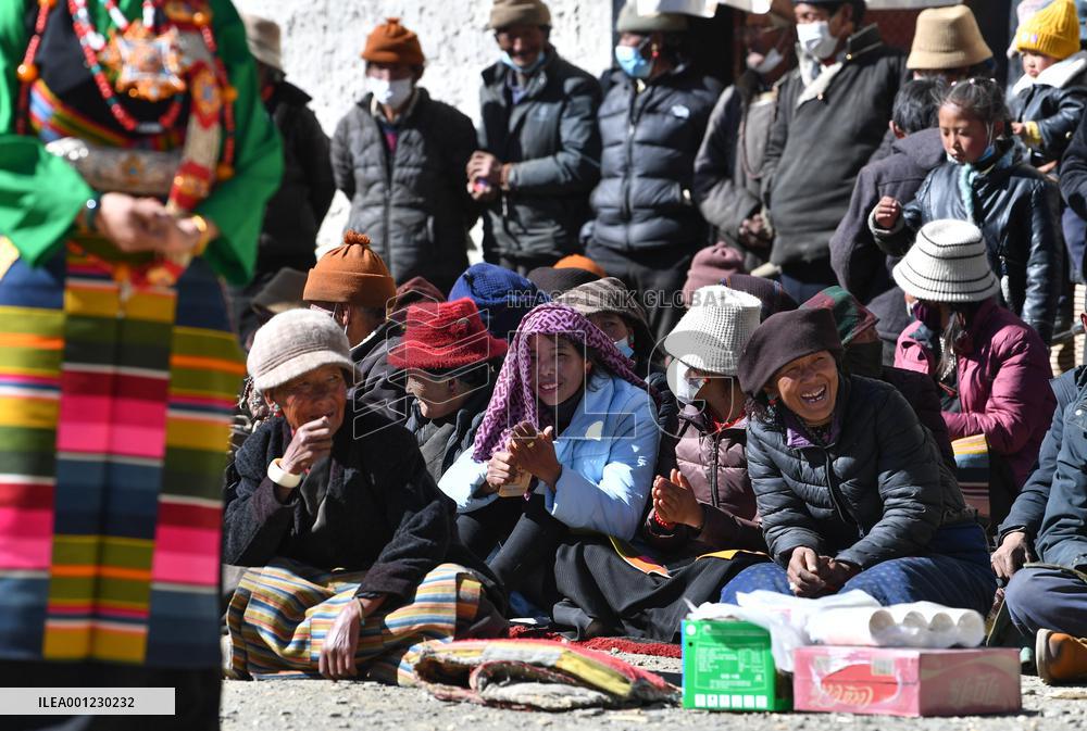 (InTibet) CHINA-TIBET-SONAM LOSAR-SPRING FESTIVAL-GALA (CN)