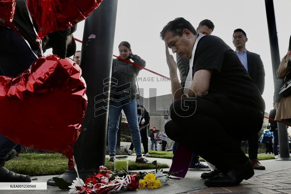 U.S.-LOS ANGELES-MONTEREY PARK-MASS SHOOTING-MOURNING