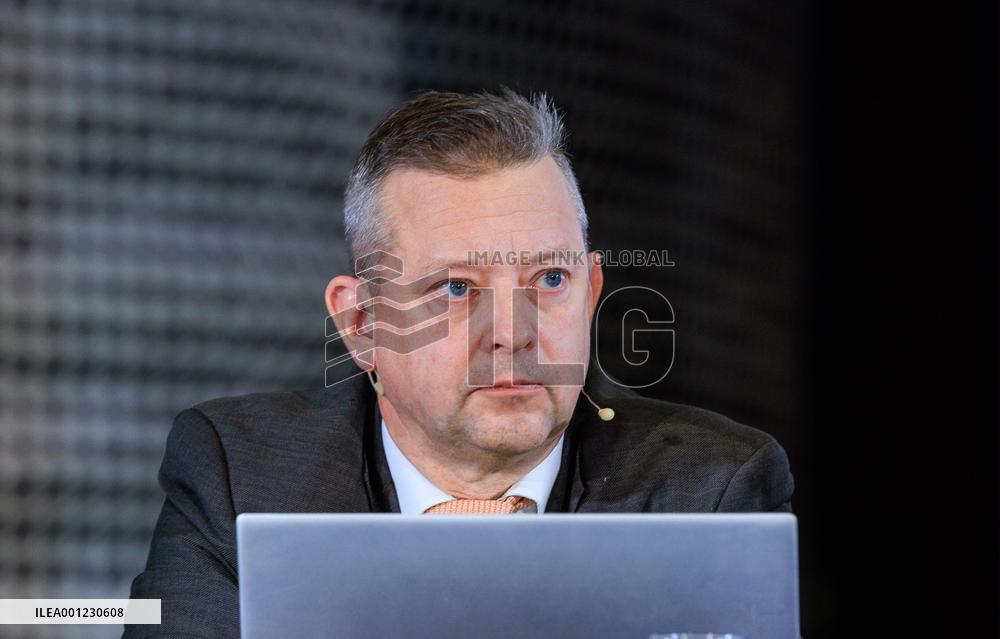 Estoniaa koskevan alustavan arviointityön väliraportti julkaistaan ja esitellään Tallinnassa