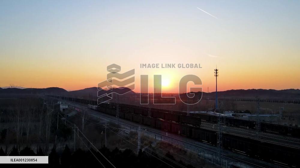 Chinese train marshalling worker devoted to smooth cargo transportation for decades