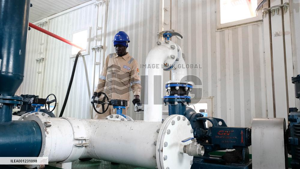 UGANDA-KIKUUBE-COMMERCIAL OIL DRILLING-LAUNCH