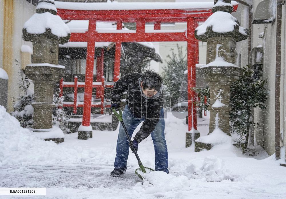 Snow in Japan