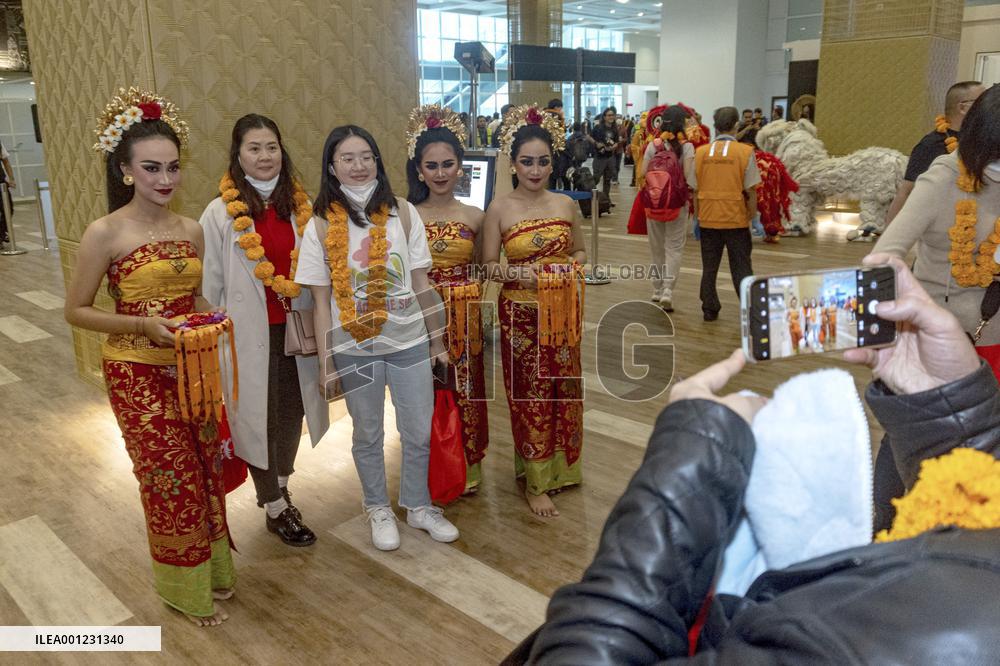 Xinhua Headlines: Chinese tourists to fuel global economic recovery, cultural exchange