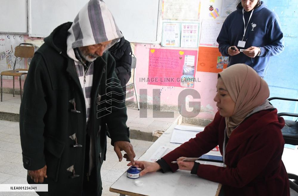 TUNISIA-TUNIS-LEGISLATIVE ELECTIONS-VOTING