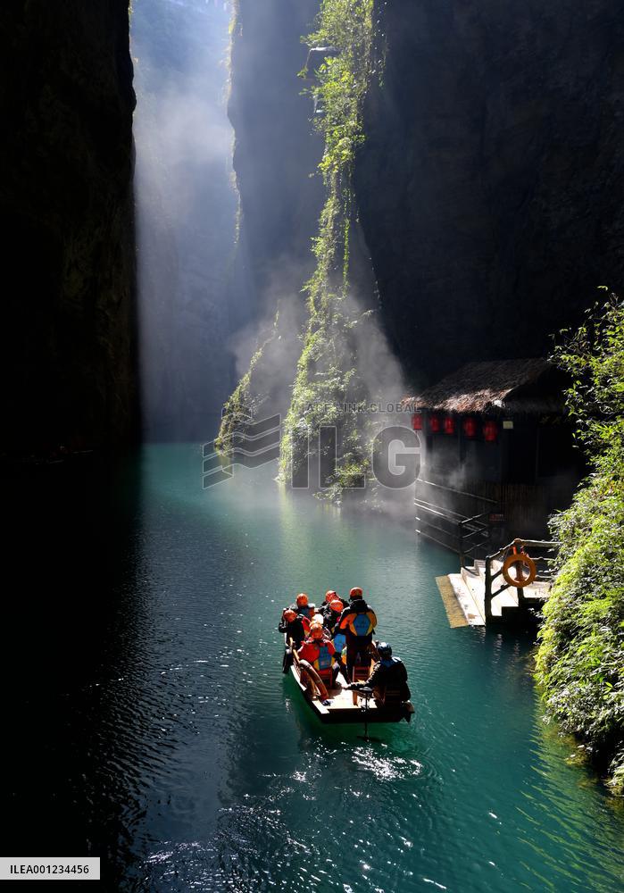 #CHINA-HUBEI-HEFENG-CANYON-TOURISM (CN)