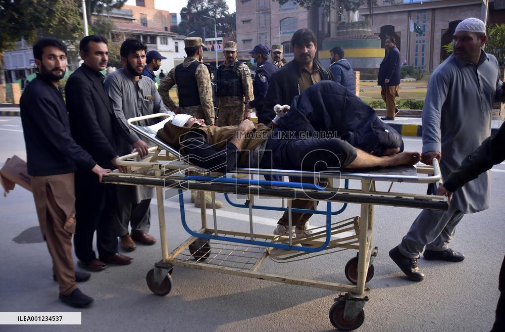PAKISTAN-PESHAWAR-BLAST-INJURED