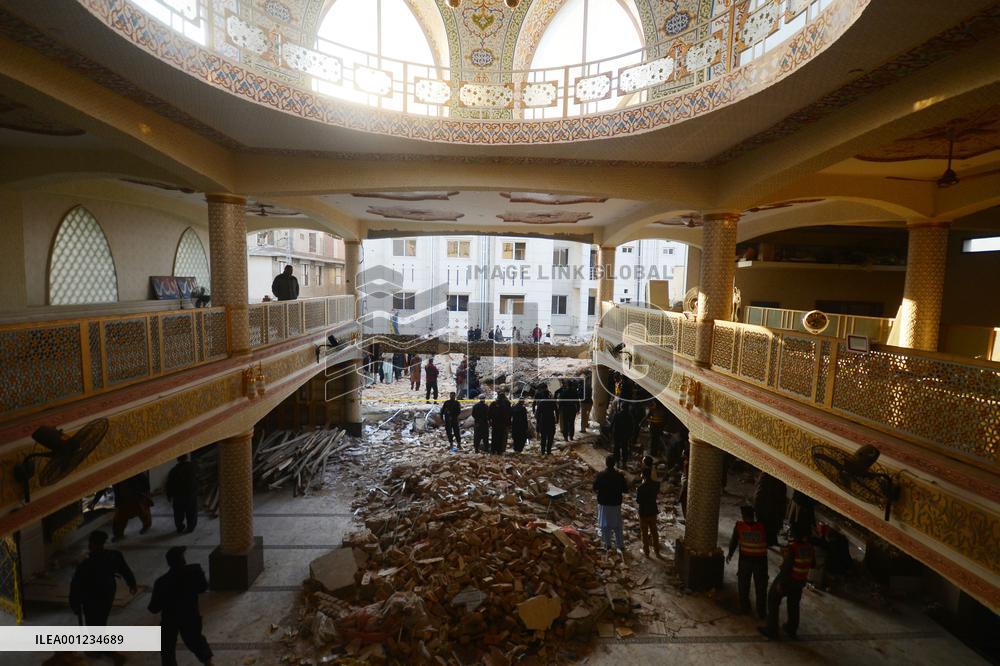 PAKISTAN-PESHAWAR-BLAST-DEATH TOLL