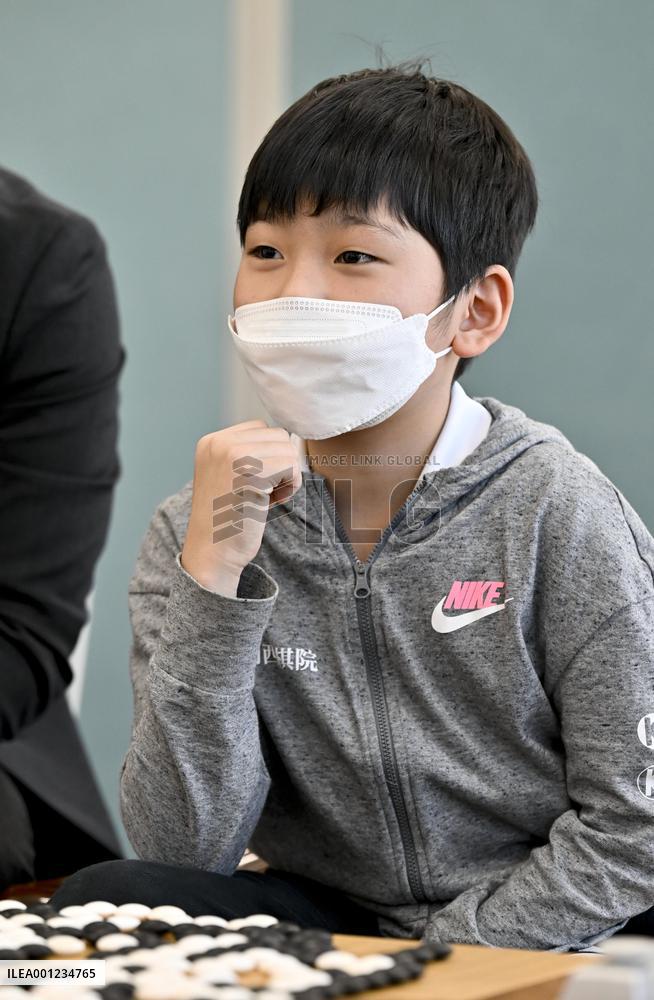 Japan's youngest pro Go player