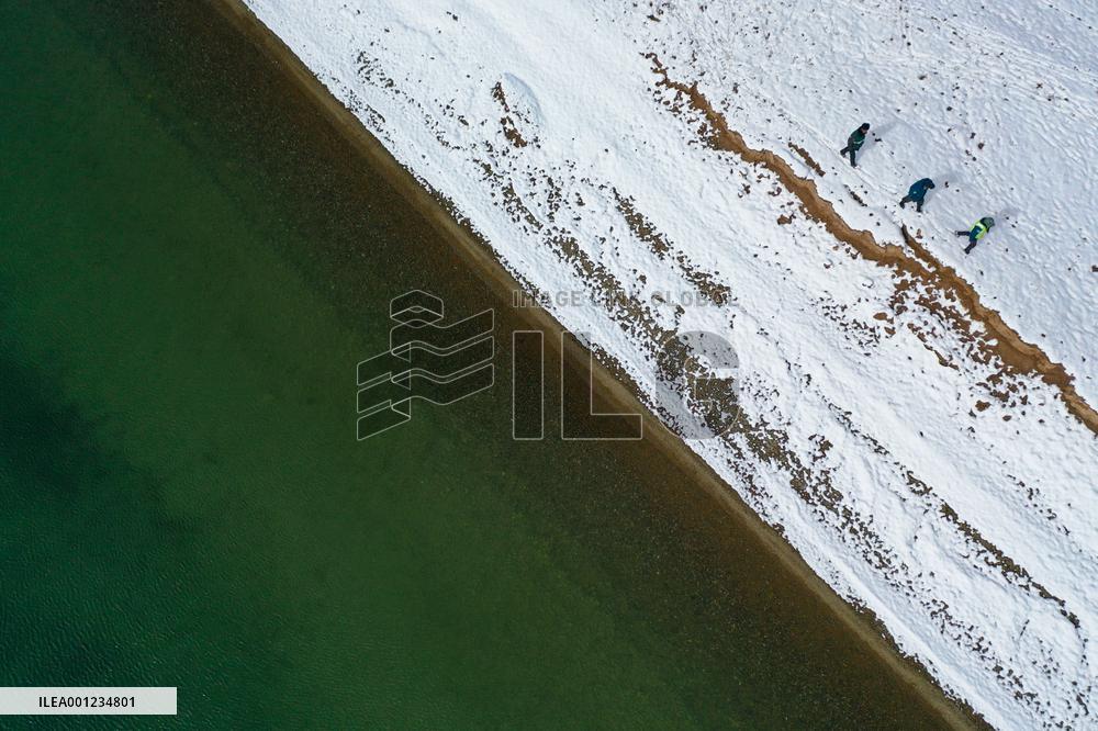 Xinhua Headlines: "Water tower" witnesses China's decades-long ecological efforts