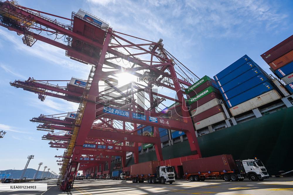 CHINA-ZHEJIANG-NINGBO-ZHOUSHAN-PORT-CARGO(CN)