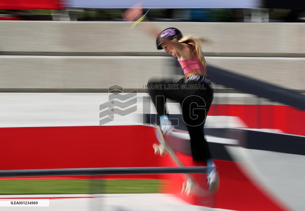 (SP)UAE-SHARJAH-WORLD SKATEBOARDING CHAMPIONSHIPS-WOMEN'S STREET QUALIFIERS