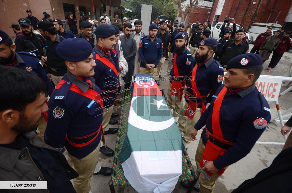 PAKISTAN-PESHAWAR-BLAST-POLICEMAN FUNERAL
