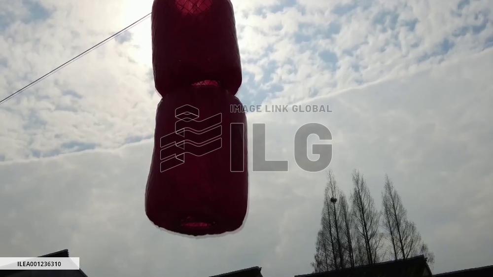 Lantern craftsman upholds 2,000-year-old tradition in China's Hangzhou