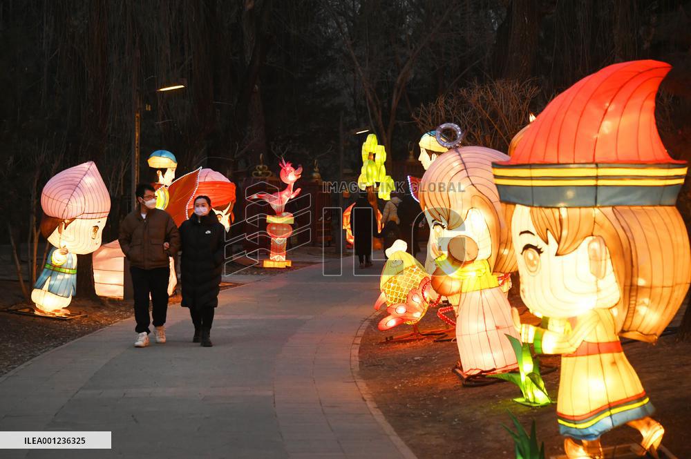 CHINA-LANTERN FESTIVAL-LANTERN FAIRS-LIGHT SHOWS (CN)