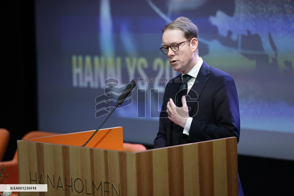 Finland and Sweden and European cooperation in a new era