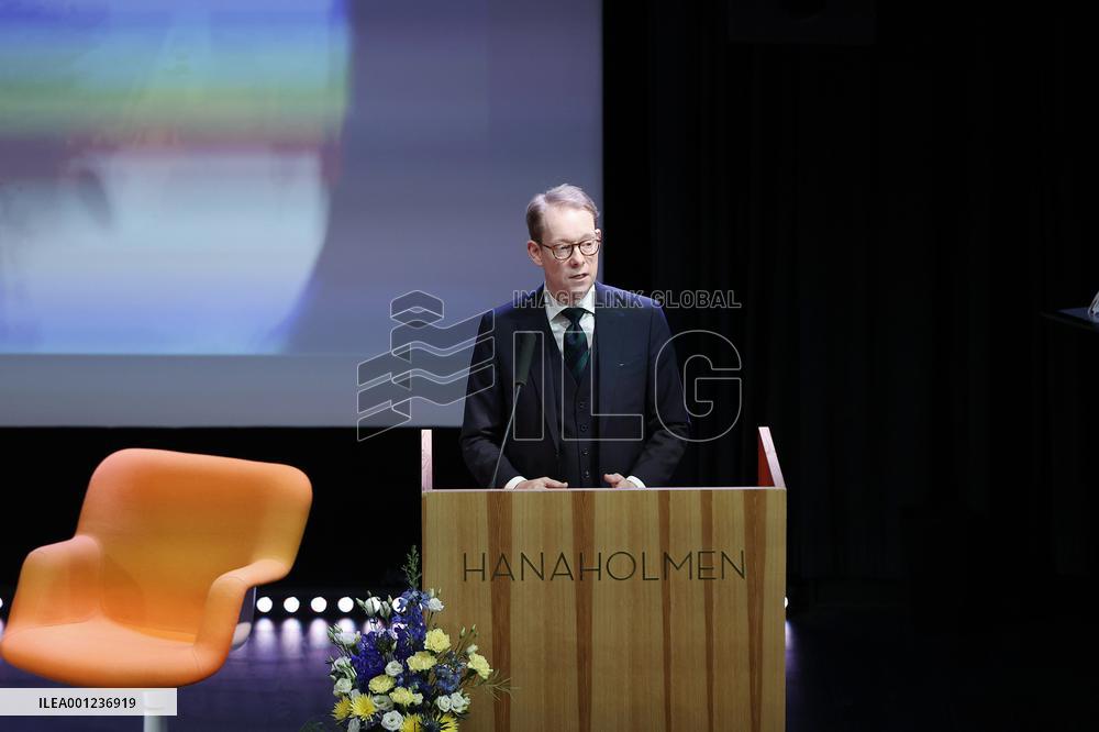 Finland and Sweden and European cooperation in a new era