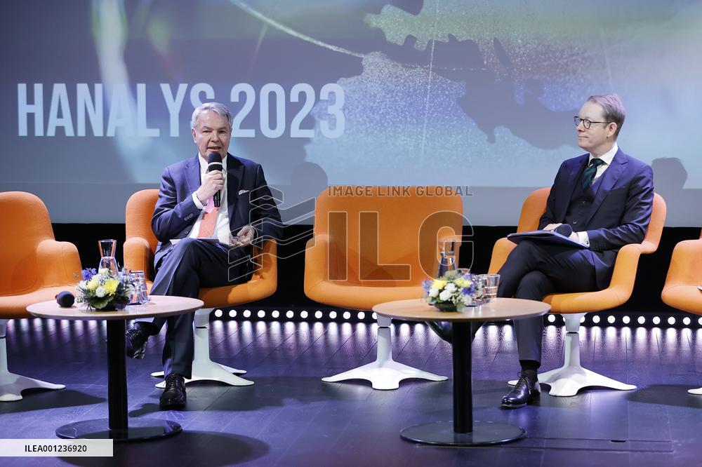 Finland and Sweden and European cooperation in a new era