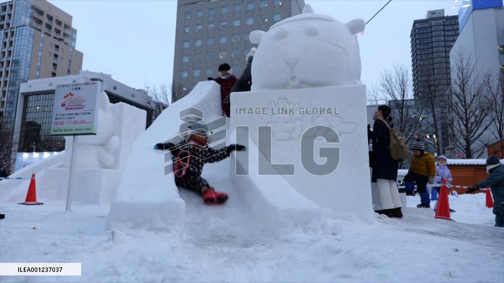 Japan's major snow festival held in Hokkaido