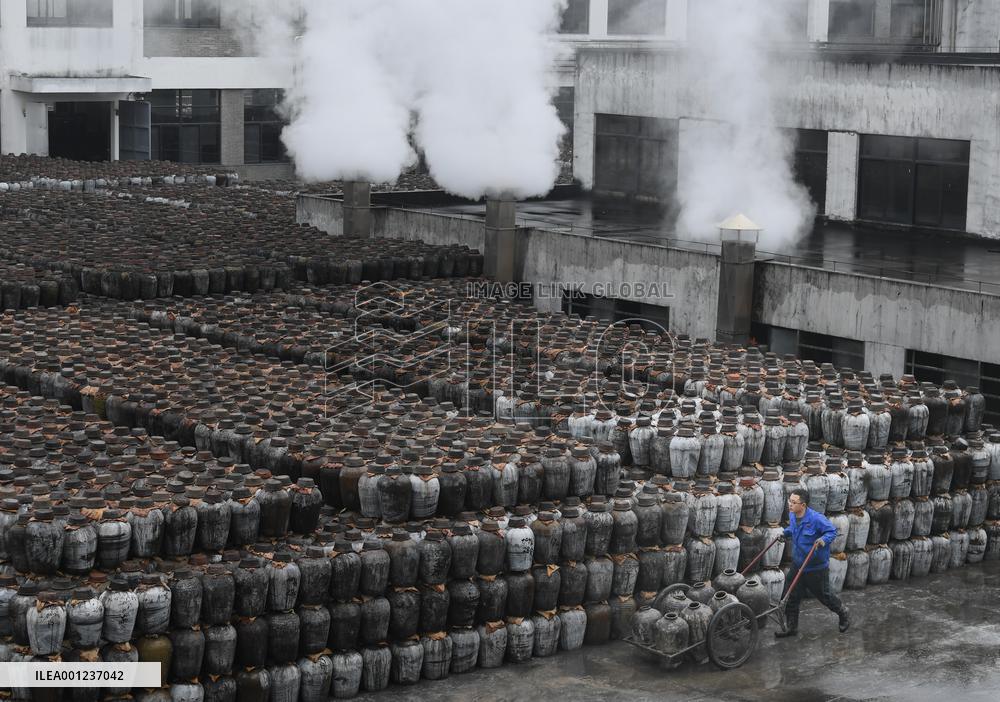 CHINA-ZHEJIANG-SHAOXING-RICE WINE-BREWING (CN)
