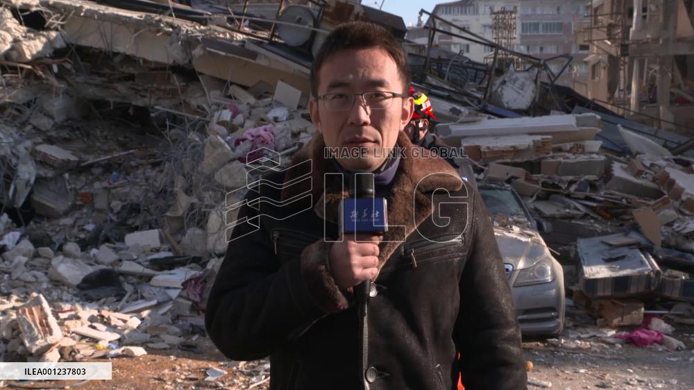 Chinese rescue team works to locate trapped survivors in Hatay, Türkiye