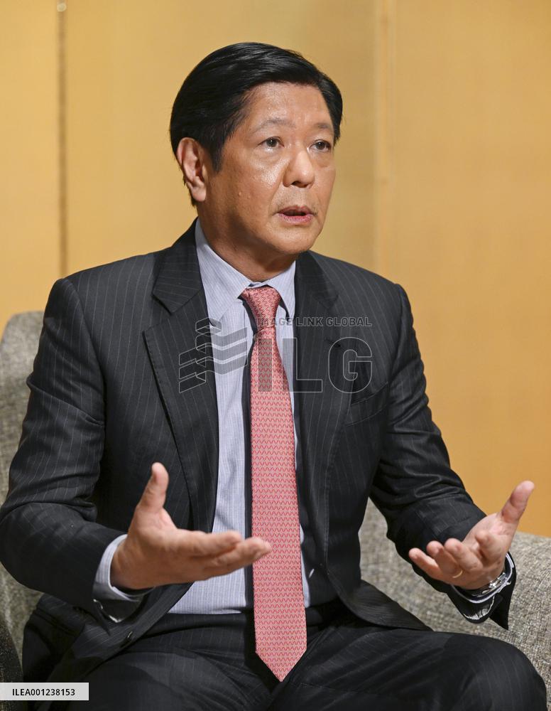 Philippine president in Japan