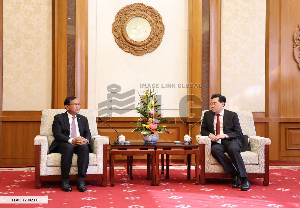 CHINA-BEIJING-QIN GANG-CAMBODIAN DEPUTY PM AND FM-MEETING (CN)