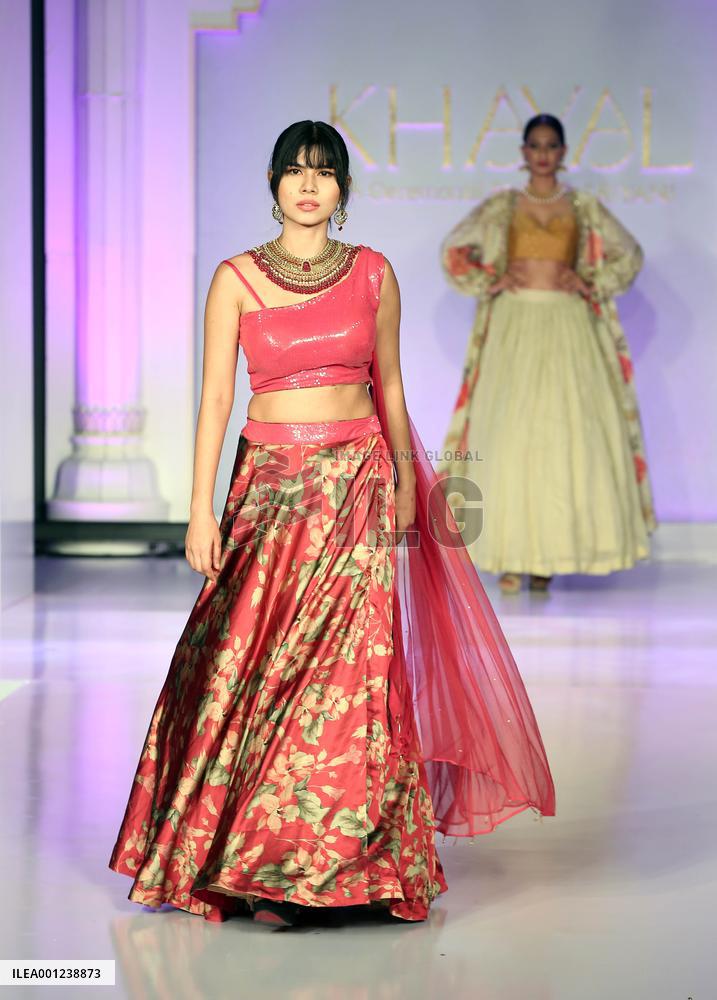 SRI LANKA-KANDY-FASHION SHOW