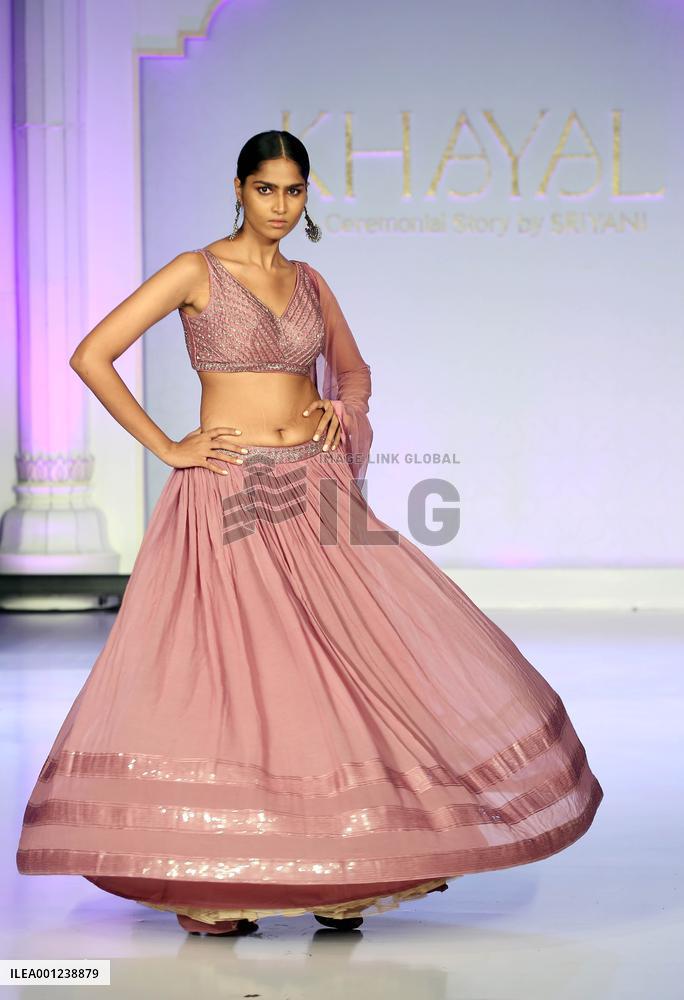 SRI LANKA-KANDY-FASHION SHOW
