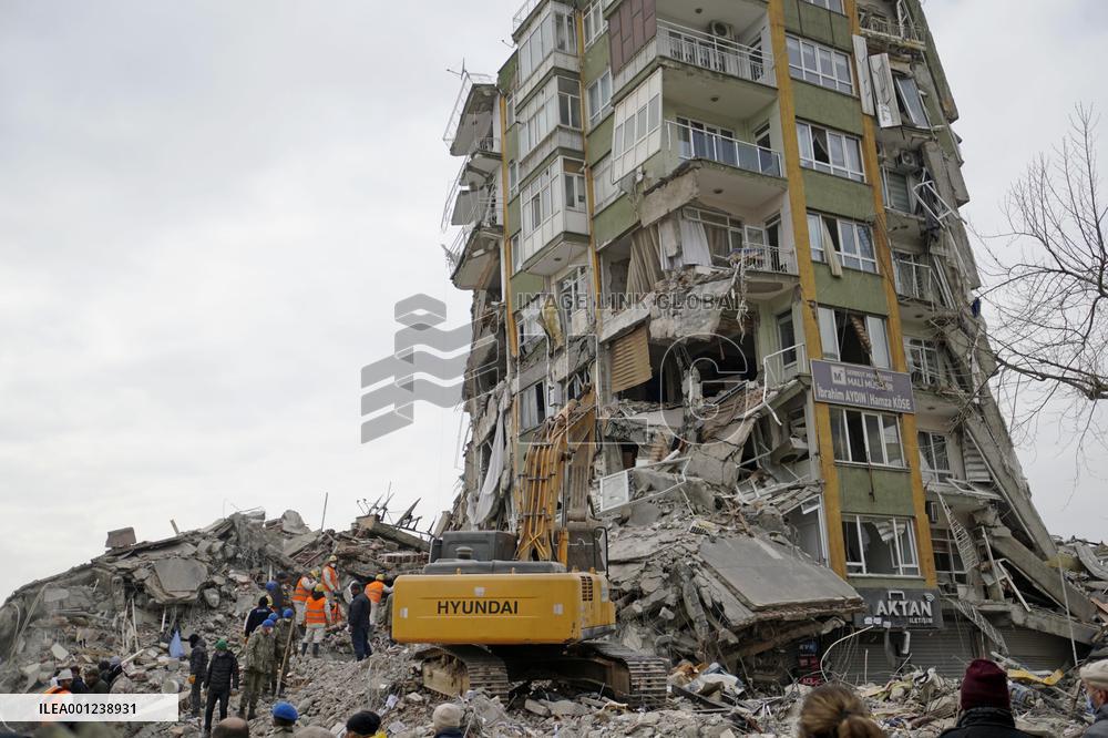 Aftermath of powerful quake in Turkey, Syria