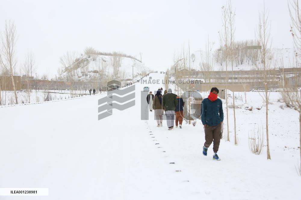 AFGHANISTAN-BAMYAN-SNOWFALL