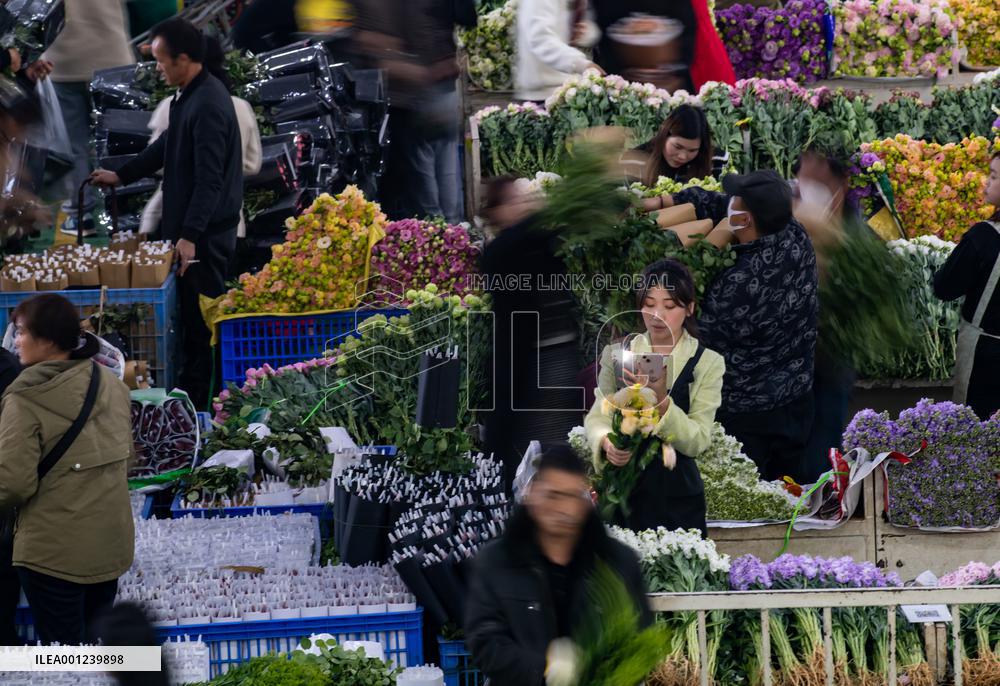 CHINA-YUNNAN-KUNMING-FLOWER BUSINESS-LIVE STREAMING (CN)