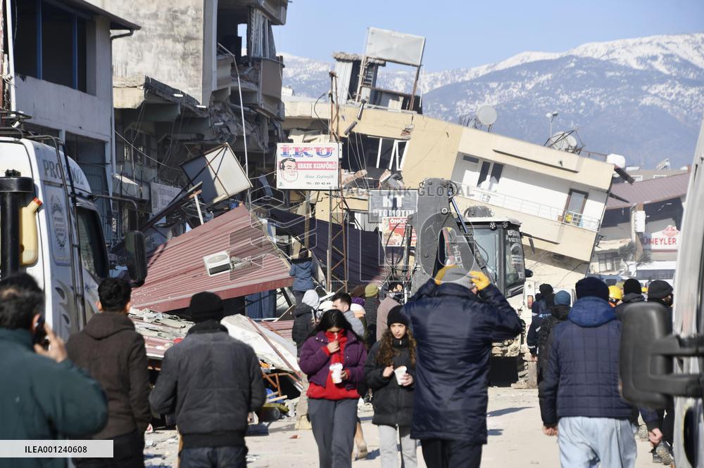 Scene in quake-hit Turkey