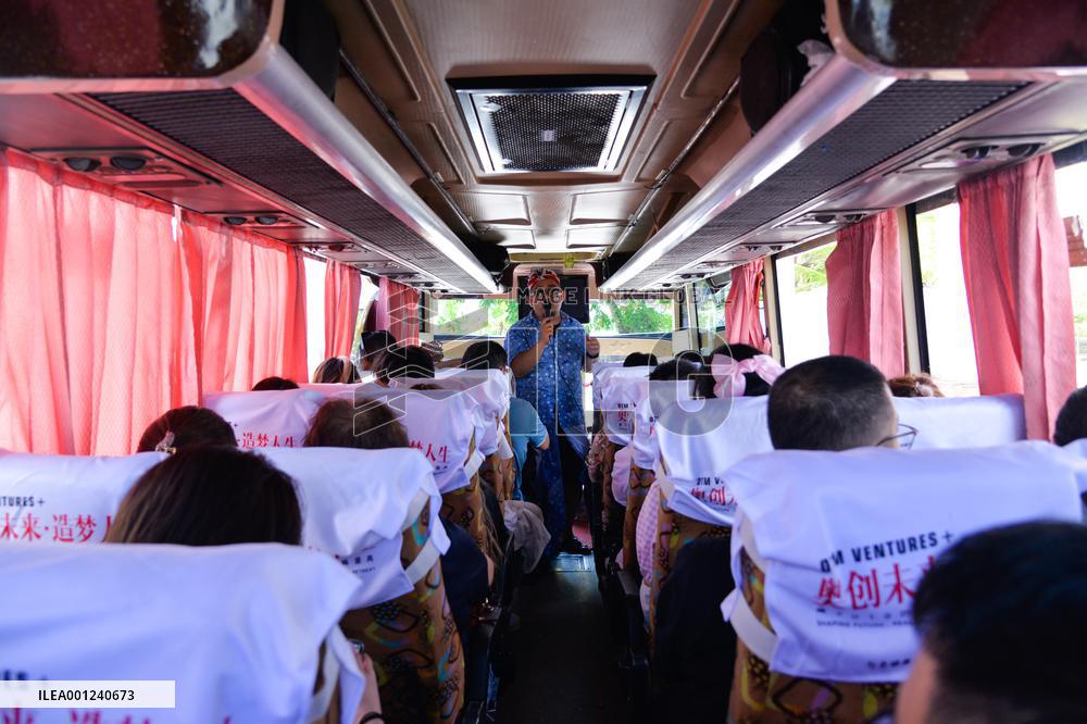 INDONESIA-BALI-CHINESE TOURISTS RETURN