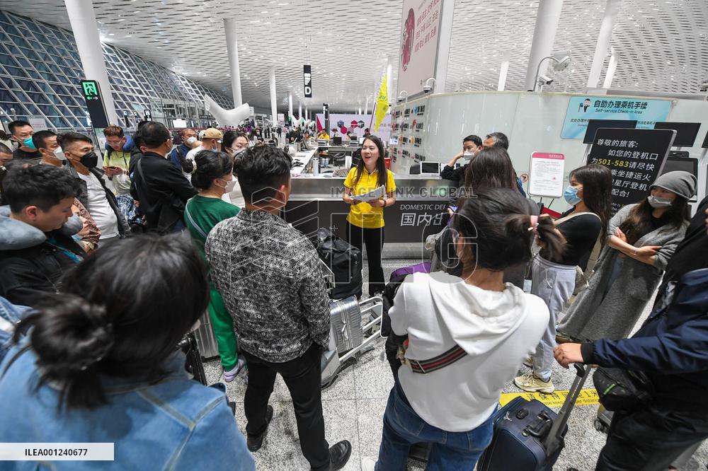 INDONESIA-BALI-CHINESE TOURISTS RETURN