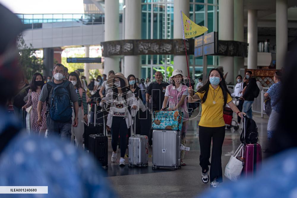 INDONESIA-BALI-CHINESE TOURISTS RETURN