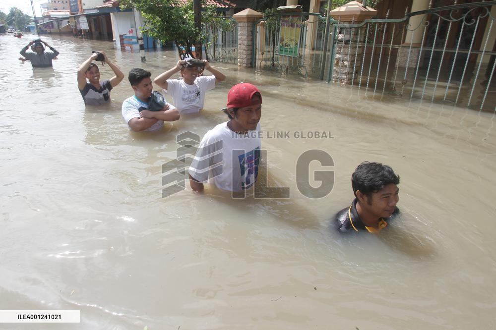 INDONESIA-SURAKARTA-FLOOD